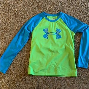 Girl’s Long Sleeve Under Armour Heat Gear Shirt